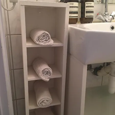 Valerie's Guest house *